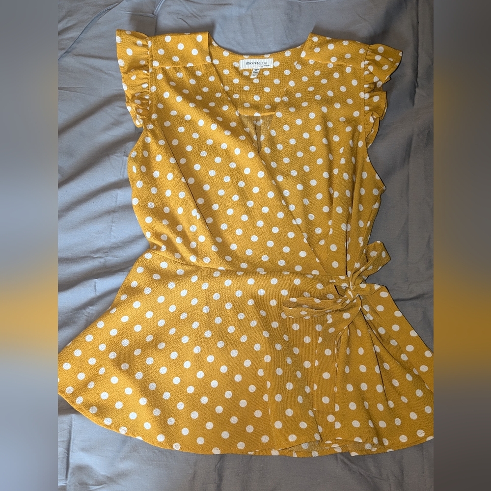 Like New Yellow Polkadot Blouse